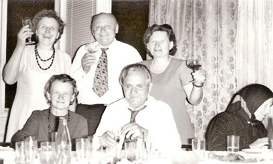 1975 Maria Zatkova, Jan Mihalik, Apolonia Mihalikova, Anna Luptakova, Jan Luptak, Johanna Blahova