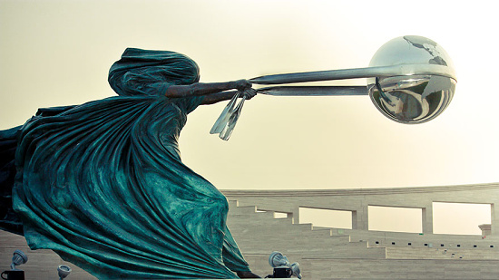 Lorenzo Quinn The Force Of Nature