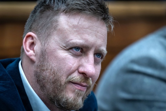 ked sa vam nepaci, tak ma odvolajte